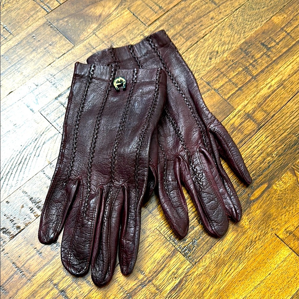 Vintage EUC Etienne Aigner leather gloves
